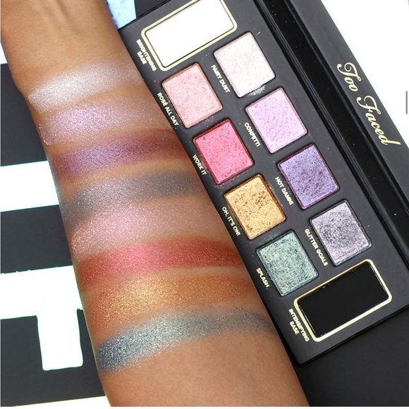 Too Faced GLITTER Bomb Palette. 8 different shades plus 2 base colors. Fun! - Picture 6 of 7